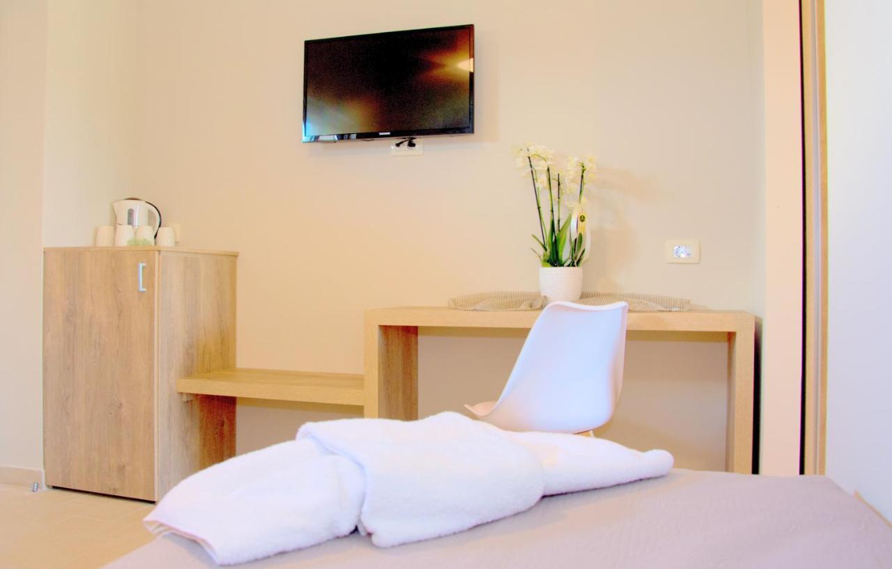 Hotel Petros Ciliví Kültér fotó