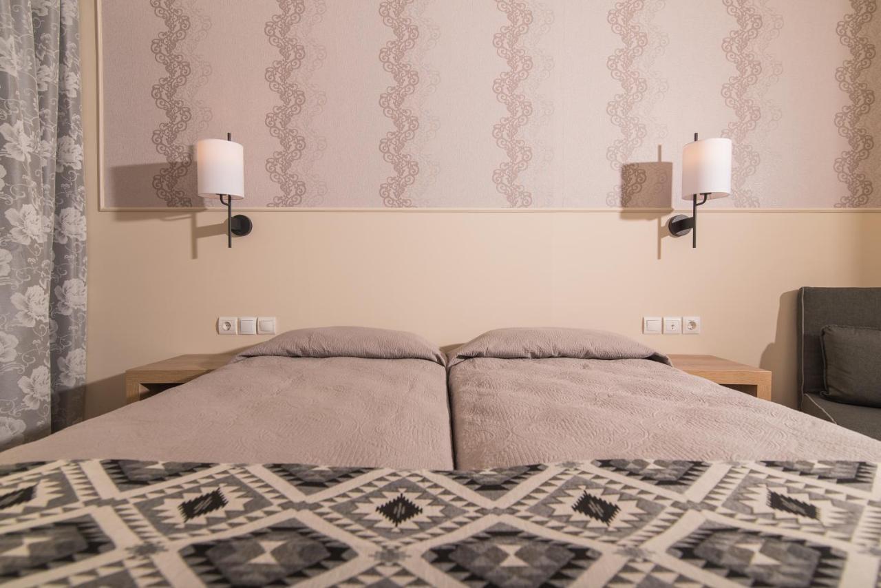 Hotel Petros Ciliví Kültér fotó