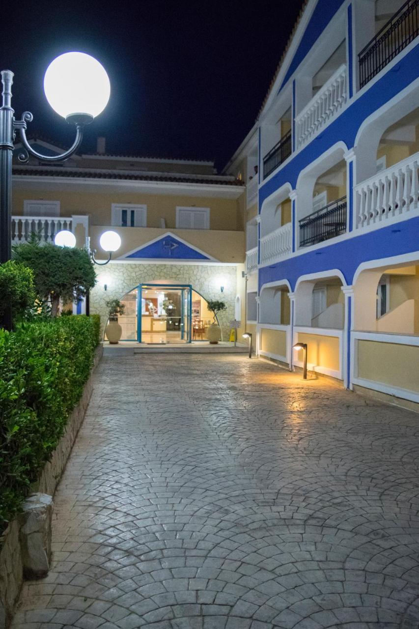 Hotel Petros Ciliví Kültér fotó